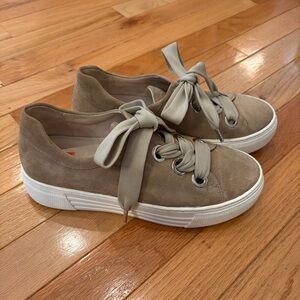 Gabor Luxury Women’s 7 Taupe Suede Lace-Up Platform Sneakers